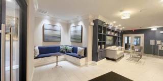 Luxurious Fairfax City 2 bed Condo Luxurious Fairfax City 2 bed Condo Gallery 9
