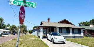 1047 Sycamore St Gallery 1