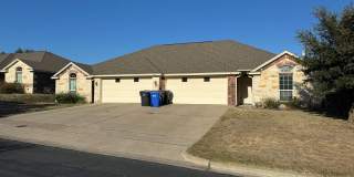 Duplex *LEASING SPECIAL AVAILABLE* Gallery 1
