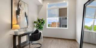 525 N 41ST Street Gallery 21