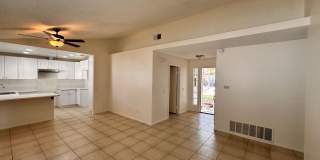 2bd/2ba Home - Village Lakes Community Gallery 4