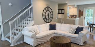 Beautiful 2BR (plus Loft) Furnished Home! Gallery 7