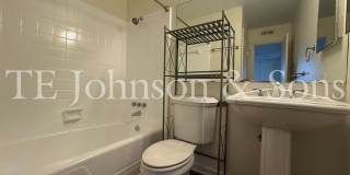 Modern 2 Bedroom Apartment with Water Included on Forsyth St Gallery 25