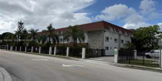 7251 SW 82nd St Gallery 12