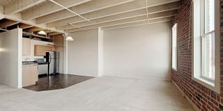 Lofts at 15th Gallery 5