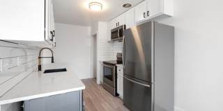 Royal Oakland Apartments Gallery 2