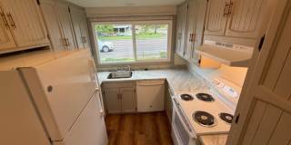 3bed/1.5bath $500 signing bonus if lease signed by April 31st, 2026 Gallery 12