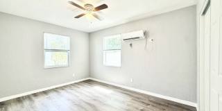 4091 58th Avenue North - F Gallery 17