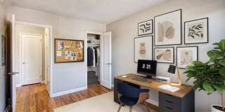 Lock Vista Gallery 3