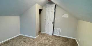 4262 Greenwood Avenue-Back Gallery 9