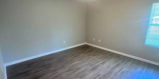 *** TWO WEEKS FREE ***  Gorgeous 4-Bedroom Home with Granite Counters & 2-Car Garage Gallery 15