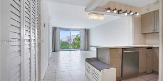 6900 Bay Dr Gallery 1