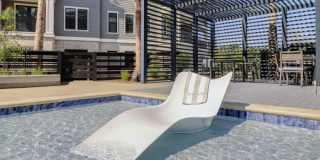 The Henslow Daniel Island Apartments & Townhomes Gallery 59