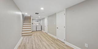 137 VASSAR STREET Gallery 22