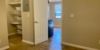 1 bedroom, 1 bath apartment Gallery 6