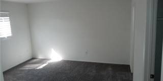 5255 Bellingham Avenue Gallery 8