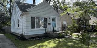 320 Flowerdale Street Gallery 1
