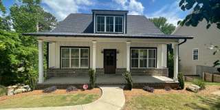Amazing 5 Bedroom Craftsman-Style Home in Martinez! MOVE IN SPECIAL! Gallery 1