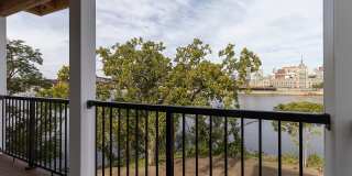 DeLaet's Landing Gallery 40