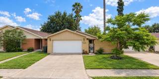 2030 White Tail Drive Gallery 1