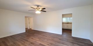 925 N K St Pensacola, FL 32501 | MOVE IN SPECIAL: HALF OFF first full month of rent!!! Gallery 7