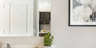 The Sixton Apartments Gallery 25