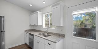 Cute Home, Centrally Located, Near Military Bases Gallery 10