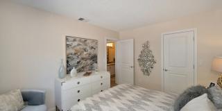 West Oaks Apartment Homes Gallery 26