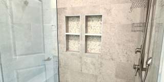 Modern 3 bedroom, 2.5 bathroom Townhome in Mapleleaf! Gallery 18
