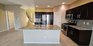 2 bedroom 2.5 bath Gallery 6