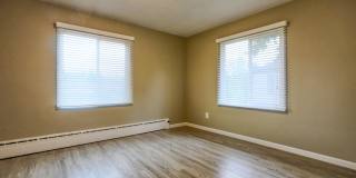 Uptown Lake Oswego Gallery 38