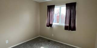 ***PENDING APPLICATION***Beautiful 3 Bedroom Home, Pet Friendly! ***PENDING APPLICATION***Beautiful 3 Bedroom Home, Pet Friendly! Gallery 14