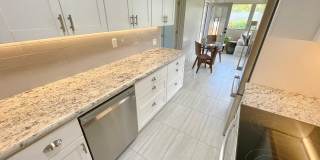 Island Living in a Renovated 2-Bed, 2-Bath Unfurnished Maui Meadows Retreat Gallery 17