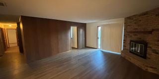 Beautiful 3 Bed 2 Bath Home in Yukon Gallery 3