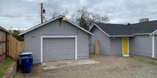 Cute 2 Bedroom in West Redding Gallery 1