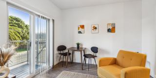 Pullman Modern Urban Apartments Gallery 8