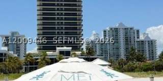5875 Collins Ave Gallery 1