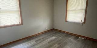 Beautiful and spacious 2 Bedroom 1 Bath house in Lansing, IL MUST SEE Gallery 8