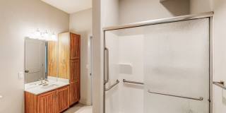 The Halston Gallery 8