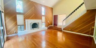 {13042} Contemporary in Lenexa + Fenced Yard + All Appliances Included {13042} Contemporary in Lenexa + Fenced Yard + All Appliances Included Gallery 6