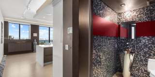 5875 Collins Avenue Gallery 47