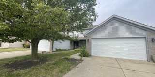 3 Bedroom, 2.5 Bathroom Duplex Gallery 1