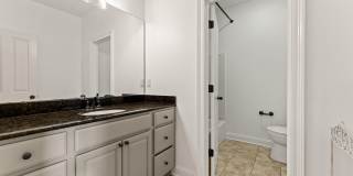 18642 Lake Harbor Ln Gallery 26