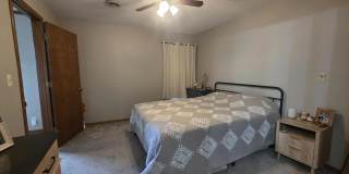 Charming 1 Bed / 1 Bath Duplex – Well-Maintained & Move-In Ready! Gallery 17
