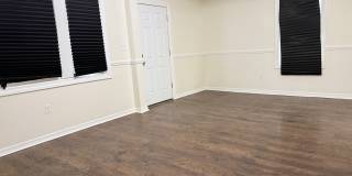 8307 South Buffalo Avenue - 1 Gallery 7