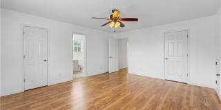 5213 S 62nd Street Gallery 11