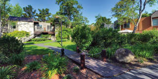 Laurel Crossing Apartment Homes Gallery 14