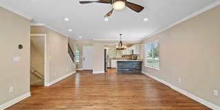 5 Bed 3.5 Bath Home in Maple Hills Available Now!! Gallery 6