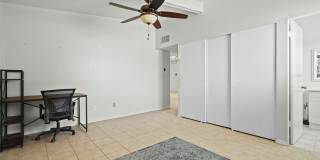 5505 MARTIN Lane Gallery 18