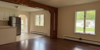 1037 Chipperfield Drive Gallery 6